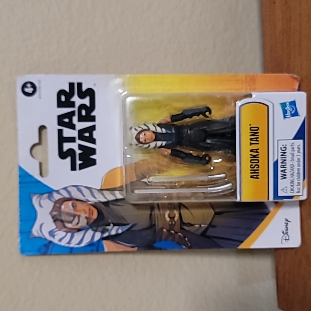 StarWars action figure Ahsoka Tano